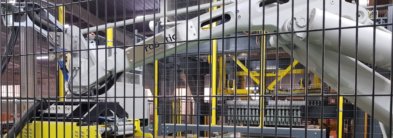 Robot brick palletiser